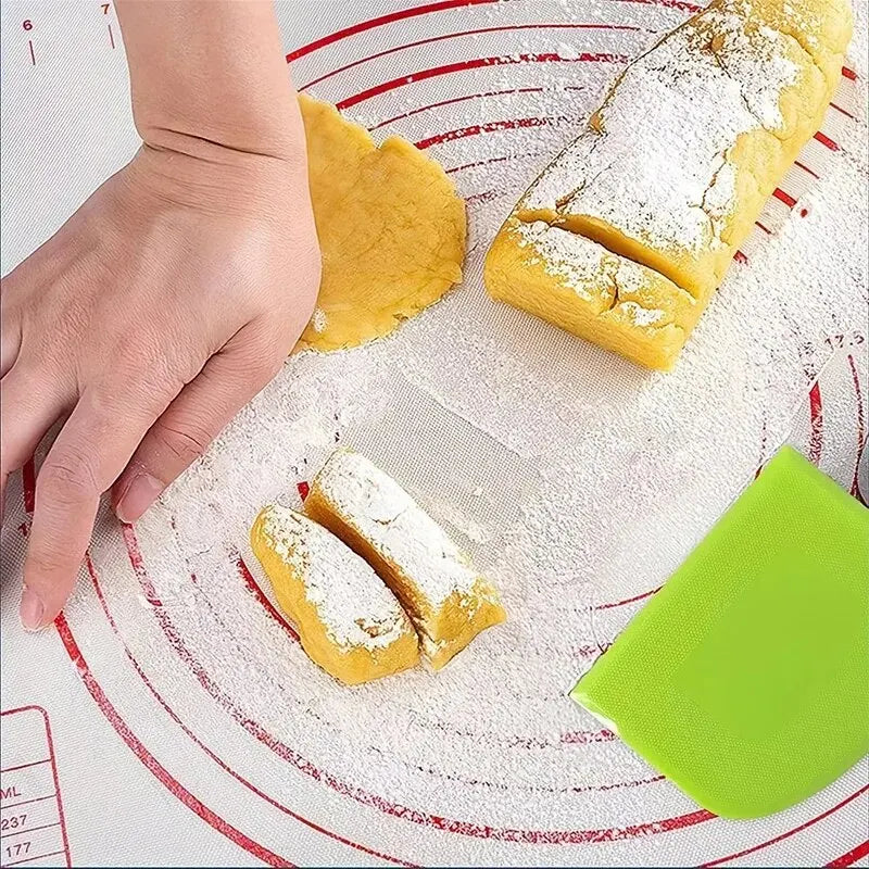 1pc Plastic Cake Cream Spatula, Dough Knife, Butter Scraper With Plain Smooth Edge, Baking Tools